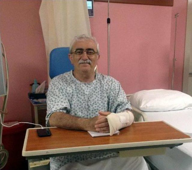 Sarıkamış Eski Belediye Başkanı, Kalp Cerrahı Prof. Dr. Sönmez'e Mektup Göndererek Özür Diledi