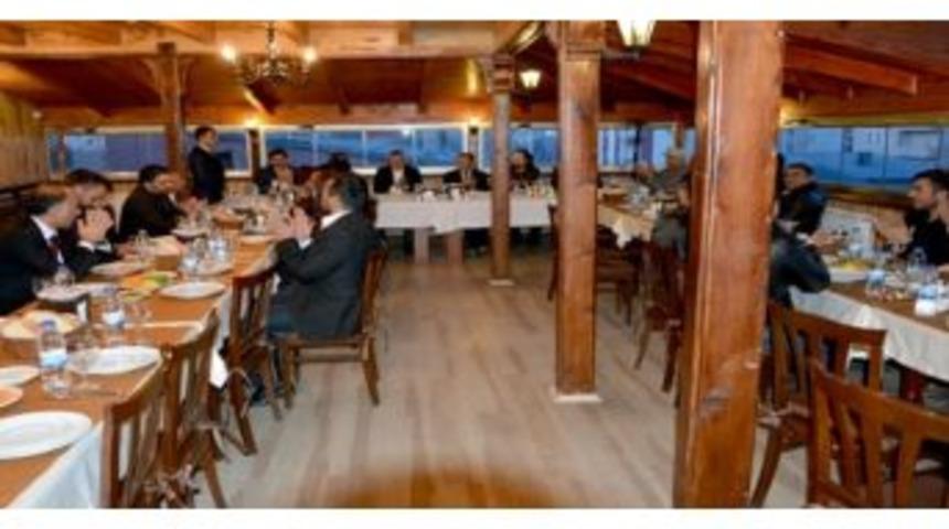 Vali Deniz, Ata Sporu Olan Rahvan At Yarışlarının Canlandırılması Ve Kaliteli At Irkını &Ccedil;oğaltmak Amacıyla &Ccedil;alışma Yapılmalı