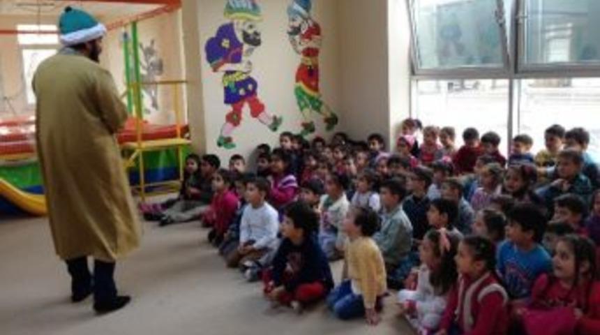 Nezaket Okulları&rsquo;nda Kukla G&ouml;sterisi