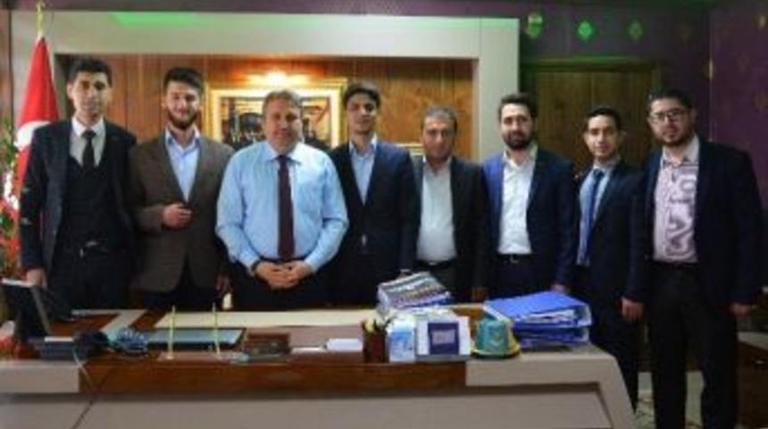 Başkan &Ccedil;er&ccedil;i&rsquo;ye İl Futbol Takımları Derneği&rsquo;nden Ziyaret