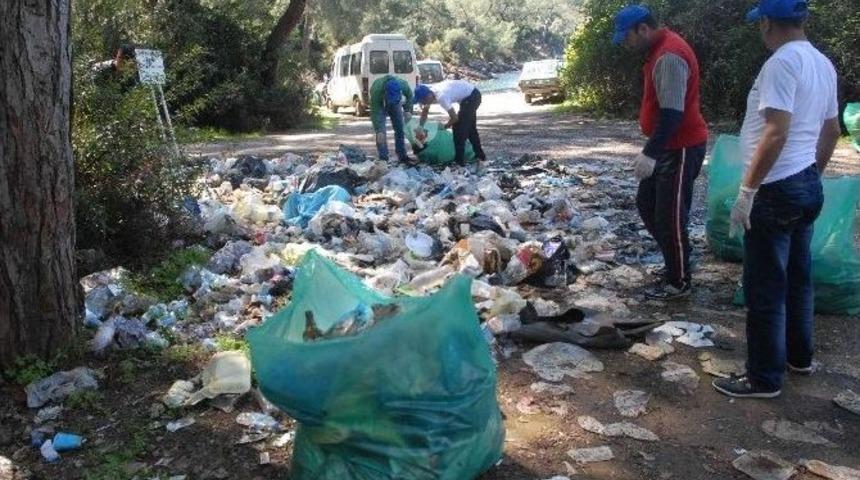 Fethiye&rsquo;de H&uuml;k&uuml;ml&uuml;ler Plaj Temizledi