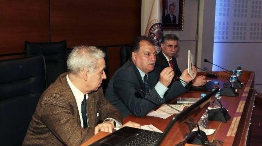 A&uuml;&rsquo;de &lsquo;1915&rsquo;te Anadolu&rsquo;da Ne Oldu?&rsquo; Ve &lsquo;1915&rsquo;ten 2015&rsquo;e Biz Ne Yaptık, Ne Yapmalıydık?&rsquo; Paneli