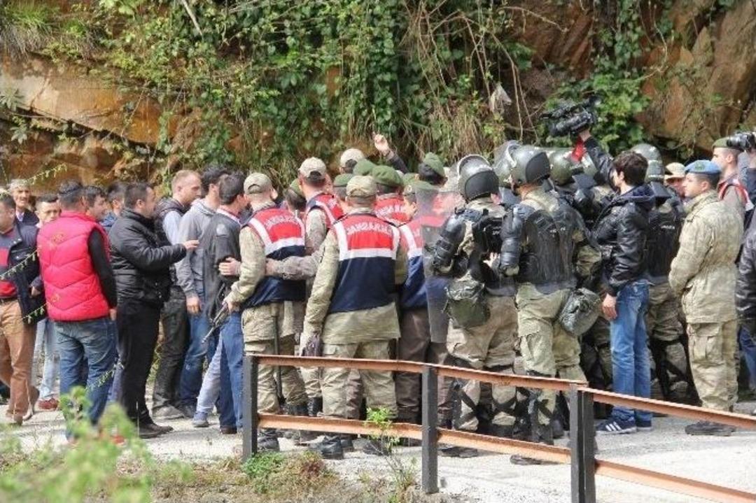 Savcı Kiraz&rsquo;ı Şehit Eden Yasadışı &Ouml;rg&uuml;t Mensubu Şafak Yayla&rsquo;nın Cenazesi Memleketi Giresun&rsquo;a Getirildi