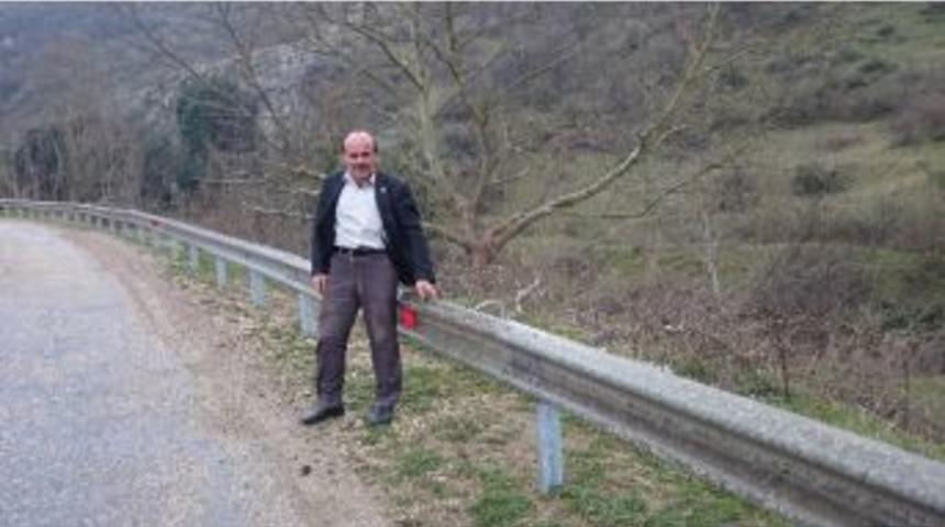 &Ouml;l&uuml;m Yoluna Bariyer