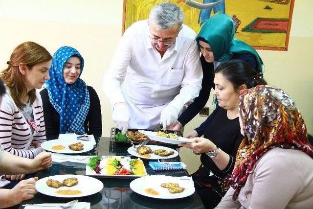 Denizli&rsquo;de Aş&ccedil;ılık Kursu İlk Mezunlarını Verdi 2