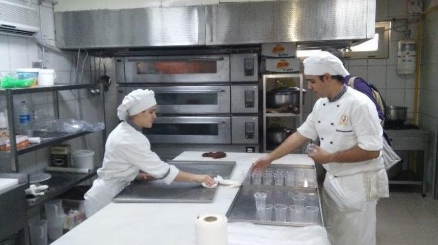 İspanya&rsquo;dan 6 &Ouml;ğrenci Manavgat&rsquo;ta Staj Yapıyor