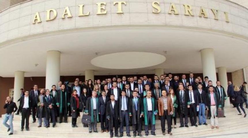 Şanlıurfa&rsquo;Da Avukatlardan Ter&ouml;re Tepki
