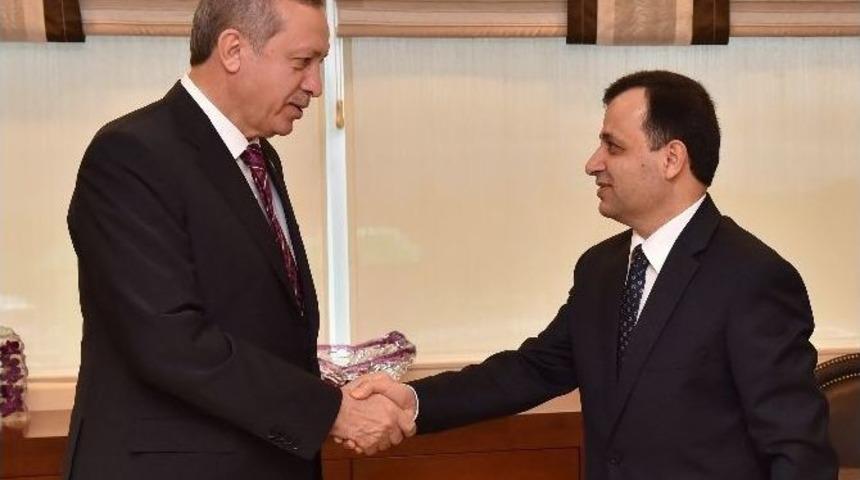 Cumhurbaşkanı Erdoğan Anayasa Mahkemesi&rsquo;ni Ziyaret Etti