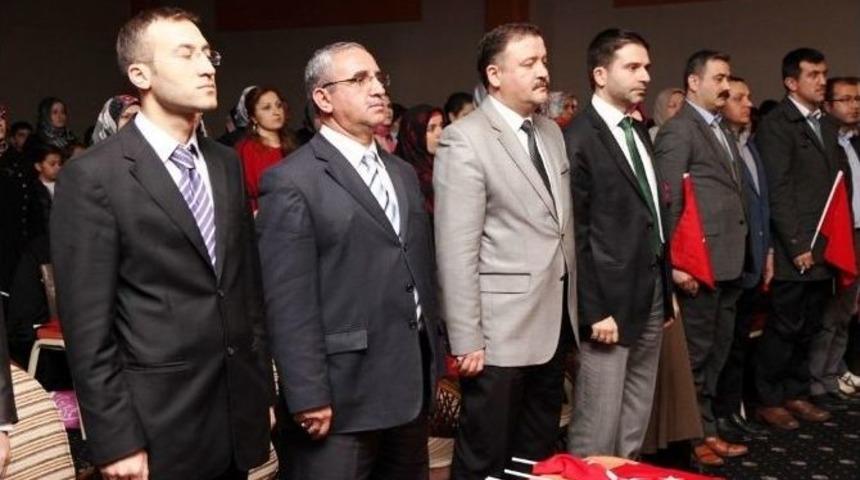 Bilgi Evleri &Ouml;ğrencileri Şehitleri Andı