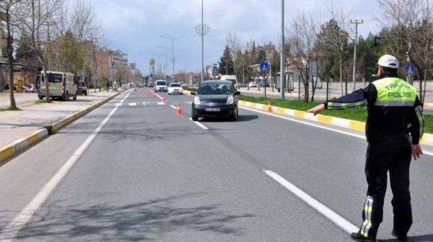 Adıyaman'da Yaka Kameralı Polisler G&ouml;revde