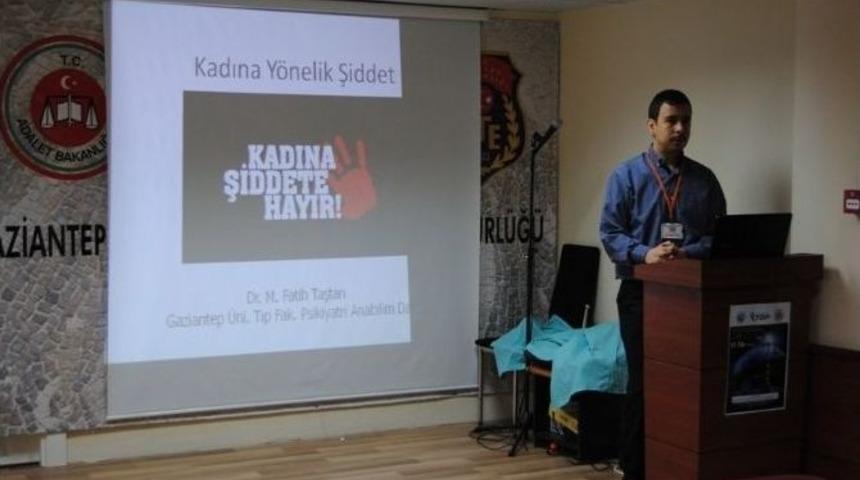 Cezaevi&rsquo;nde Kişisel Gelişim Semineri