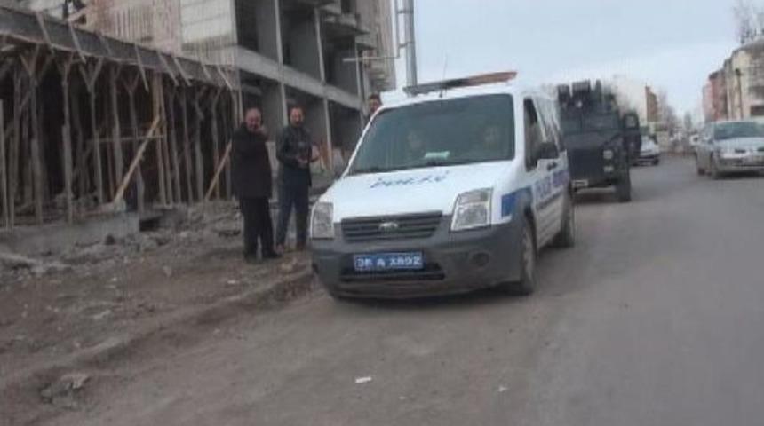 Kars'ta Dhkp-C Operasyonu: 2 G&ouml;zaltı