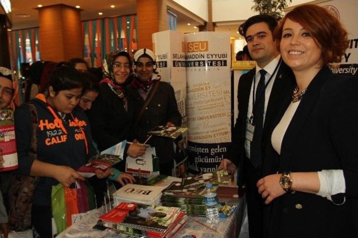 &Uuml;niversiteler 6. Şanlıurfa Kariyer G&uuml;nleri&rsquo;nde Buluştu