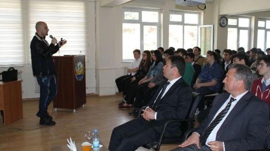 S&ouml;ke&rsquo;de &Ouml;ğrencilere Bileşim Su&ccedil;ları İle İlgili Seminer Verildi