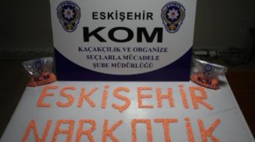 76 Yaşında 5 Bin Ecstasy Hapla Yakalandı