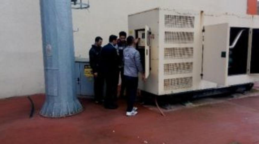 İzmit Belediyesi Elektrik Sıkıntısı &Ccedil;ekmiyor