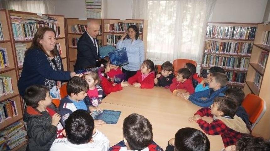 Minik &Ouml;ğrenciler K&uuml;t&uuml;phaneyle Tanıştı