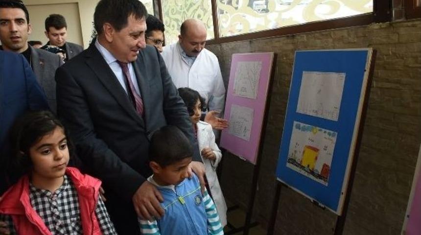 Vali K&uuml;&ccedil;&uuml;k &ldquo;&ccedil;ocuklarımızdan &Ouml;ğrenecek &Ccedil;ok Şeyimiz Var&rdquo;