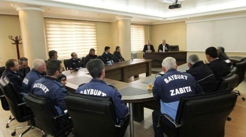 Belediye Başkanı Memiş, Zabıtalarla Bir Araya Geldi