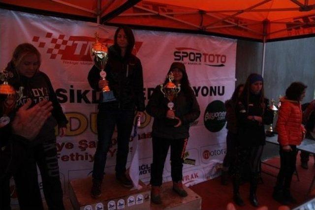 &Ccedil;anakkaleli Sporcular Fethiye&rsquo;de Yarıştı 1