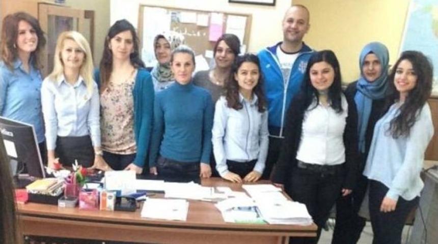 Otizme Dikkat &Ccedil;ektiler