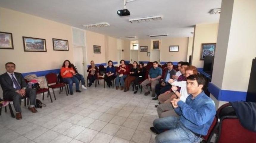 İşkur Personeline İşaret Dili Eğitimi