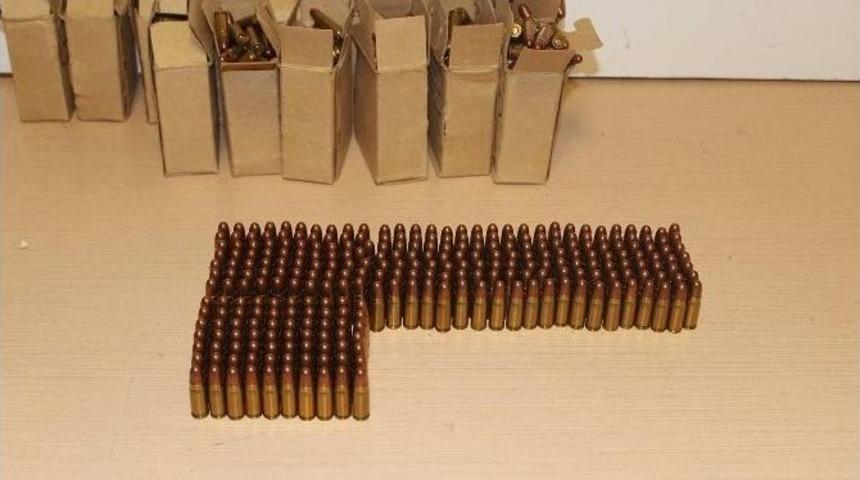 Kapıkule&rsquo;de Bir Yolcunun &Uuml;zerinde Bin 510 Adet Mermi Ele Ge&ccedil;irildi