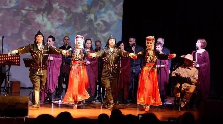 Konya&rsquo;da &ldquo;gelibolu Al Gelincik&rdquo; Sahnelendi