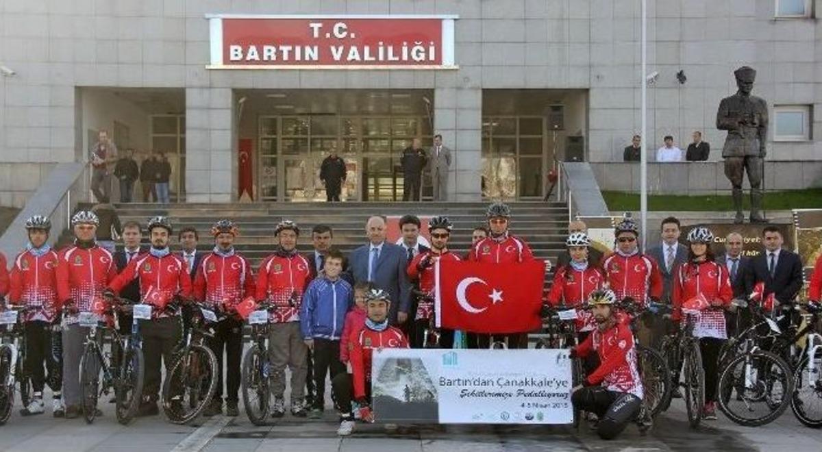 Bisikletliler &Ccedil;anakkale Yolunda