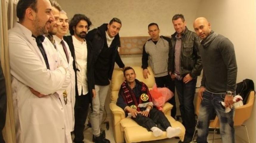 Eskişehirspor Kanser Hastalarını Unutmadı