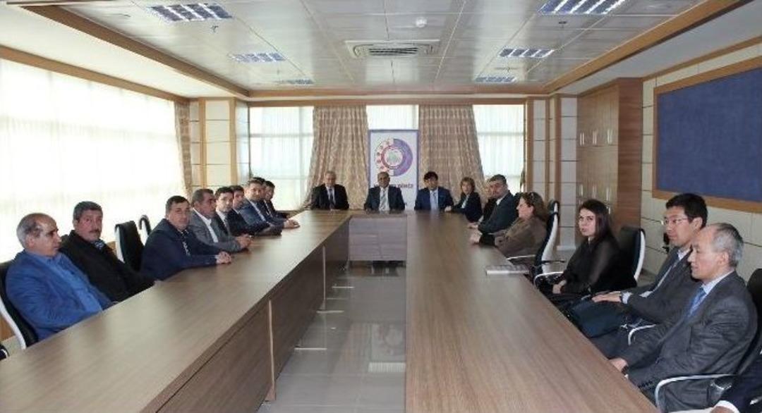 Tarım Fuarı İ&ccedil;in Malatya&rsquo;ya Gelen B&uuml;y&uuml;kel&ccedil;iler&rsquo;den Mtso&rsquo;ya Ziyaret