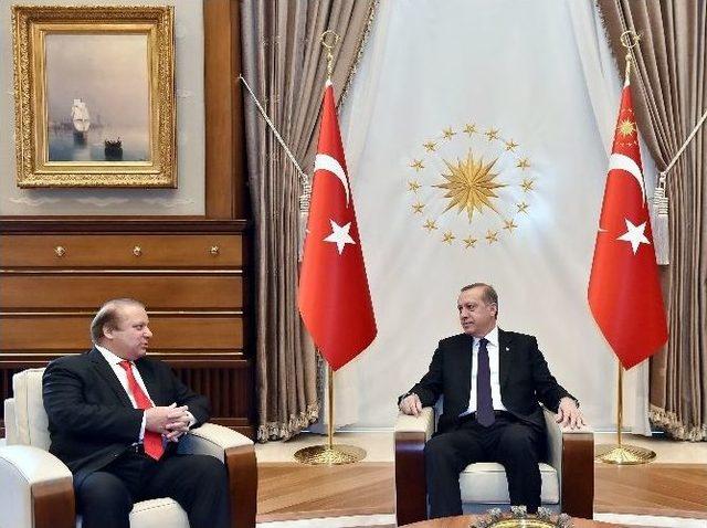 Cumhurbaşkanı Erdoğan, Pakistan Başbakanı Şerif’i Kabul Etti