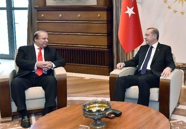 Cumhurbaşkanı Erdoğan, Pakistan Başbakanı Şerif’i Kabul Etti