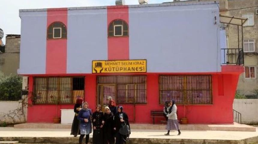 Şehit Savcı Kiraz'ın Adı, Mezun Olduğu Lisenin Kütüphanesine Verildi
