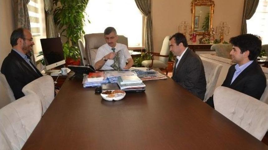 Anadolu Gen&ccedil;lik Derneği&rsquo;nden Vali Bektaş&rsquo;a Ziyaret