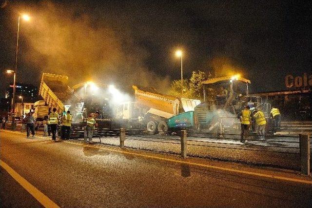 İstanbul Büyükşehir Belediyesi’nden Yollarda Gece Mesaisi