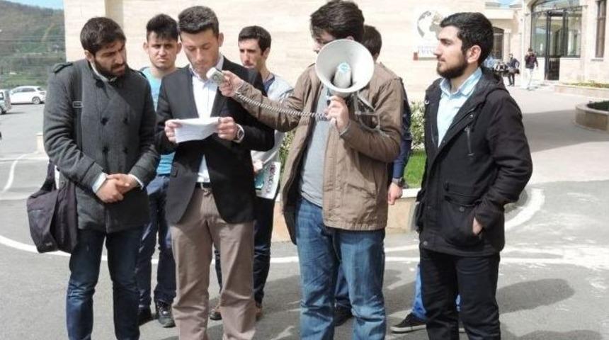 Gen&ccedil; Memur Sen &Uuml;yeleri Odt&uuml;&rsquo;de Yaşanan Olayları Protesto Etti