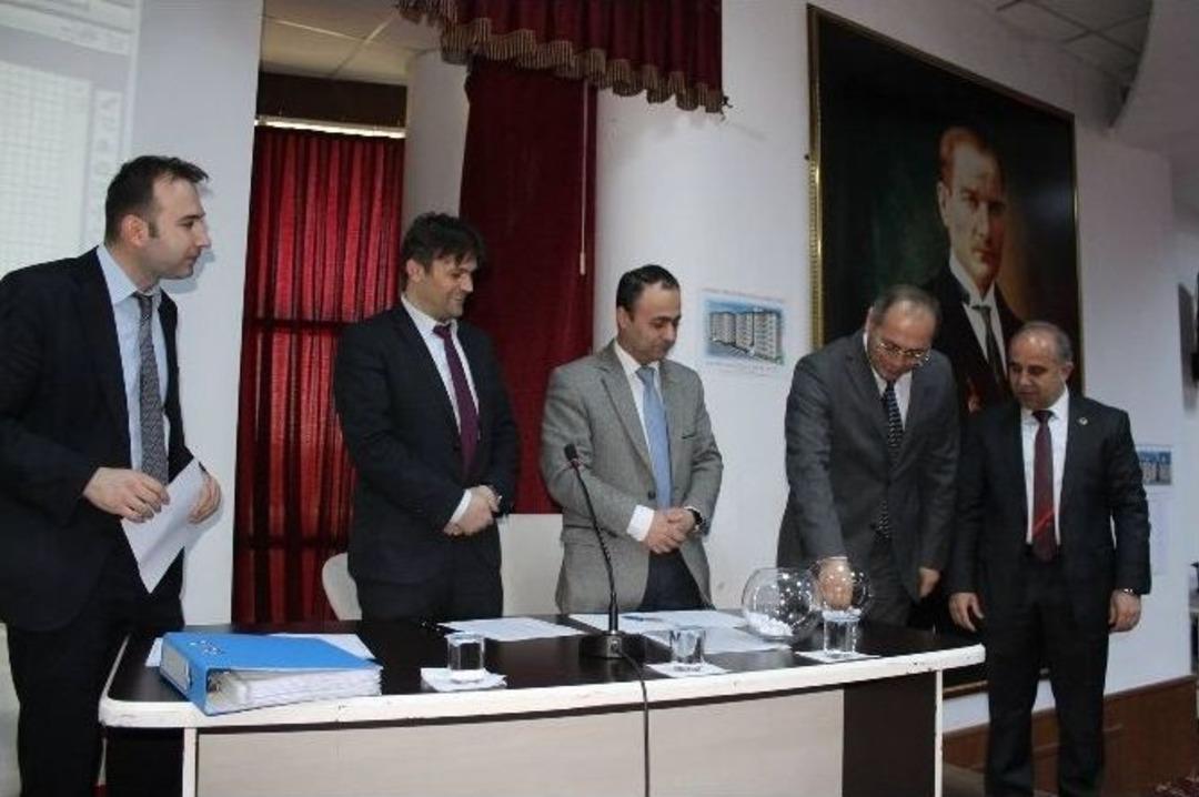 G&ouml;rdes Evlerinde Kura Heyecanı