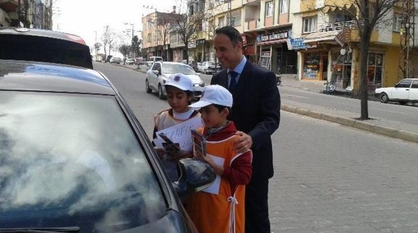 Şehit Adem Yavuz İlkokulu &Ouml;ğrencileri Trafik Polisi Olunca