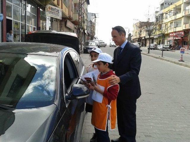 Şehit Adem Yavuz İlkokulu Öğrencileri Trafik Polisi Olunca