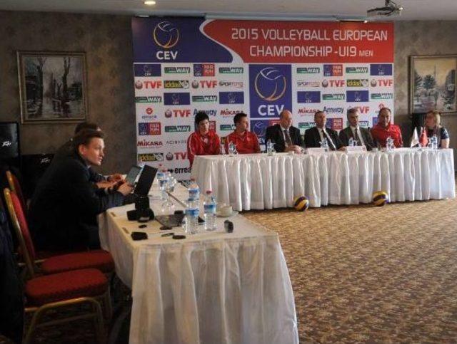 Voleybol Avrupa Şampiyonasına Bu Yıl Türkiye Ev Sahipliği Yapacak