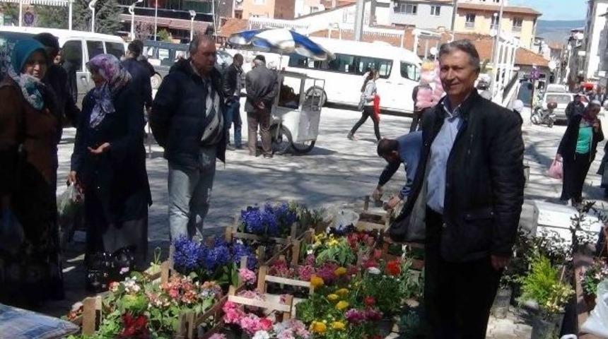 Simav &Ccedil;i&ccedil;ek Bah&ccedil;esi Gibi