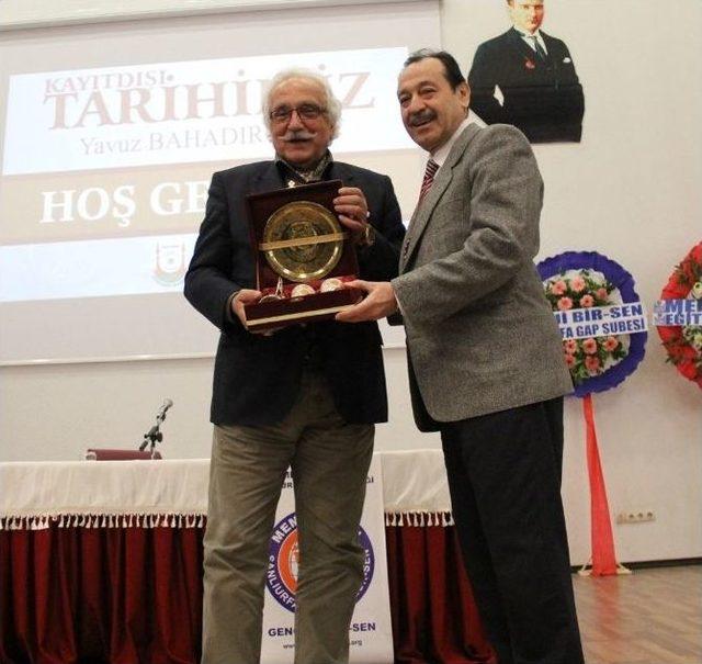 Bahadıroğlu, ’kayıt Dışı Tarihi’ Anlattı