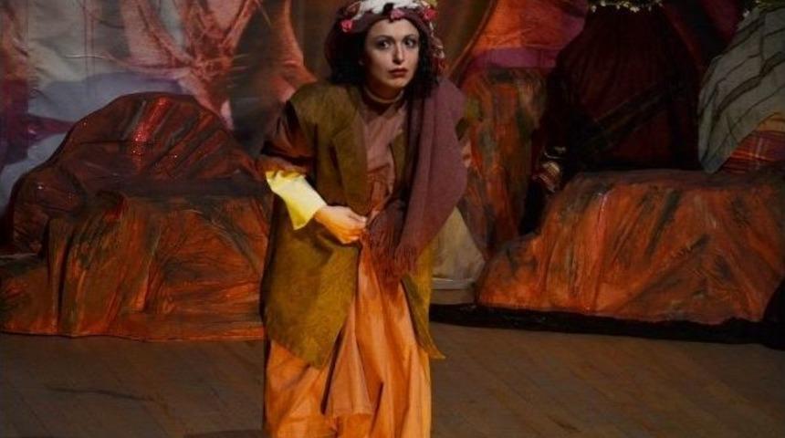 &lsquo;abide-i Aşk&rsquo;oyunu Beylikd&uuml;z&uuml;&rsquo;nde Sahnelendi