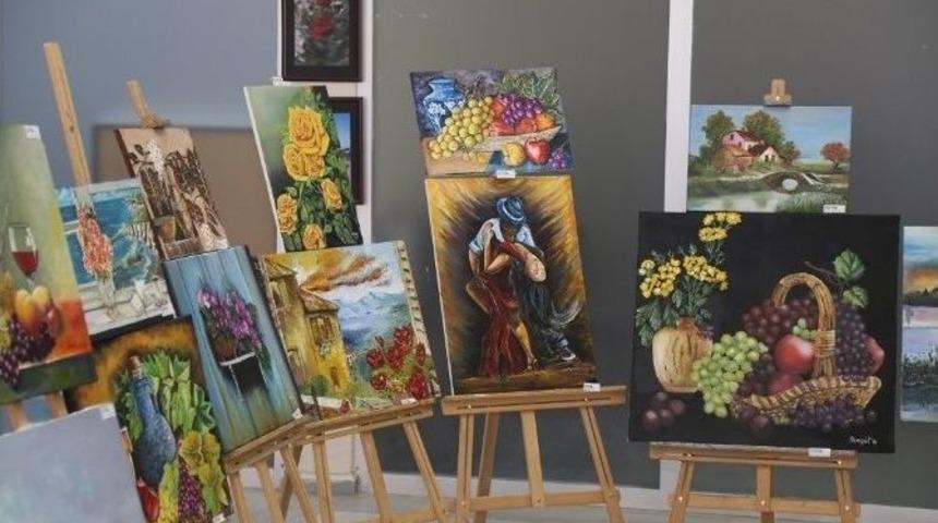 Ko-mek&rsquo;in Eserleri G&ouml;r&uuml;c&uuml;ye &Ccedil;ıkıyor