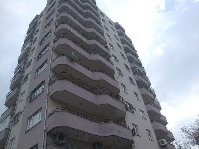 Sabah Namazının Ardından İntihar Etti 1