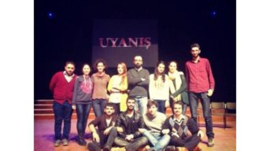 &ldquo;uyanış&rdquo; Son Kez Sahnedeydi