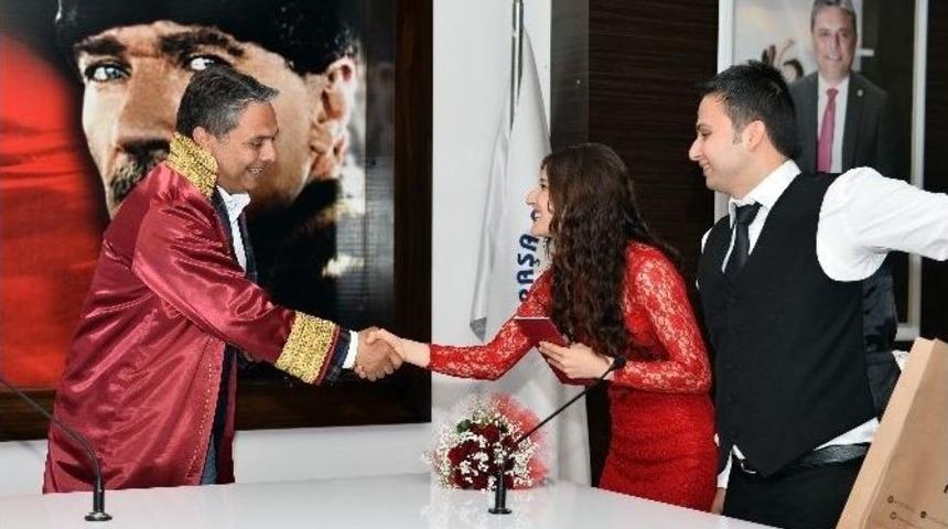 Nikah İ&ccedil;in 5.5.2015&rsquo;i Se&ccedil;tiler