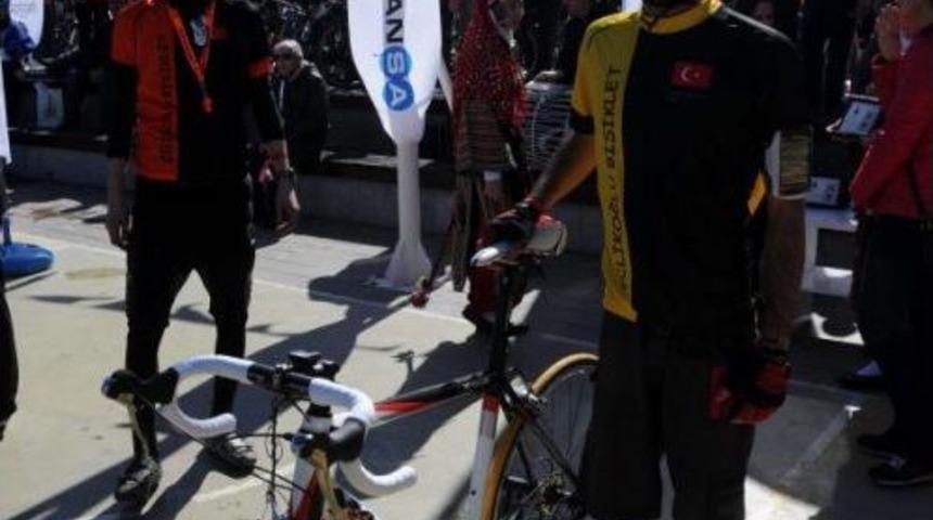 Şehitlere Saygı I&ccedil;in Pedal Bastılar