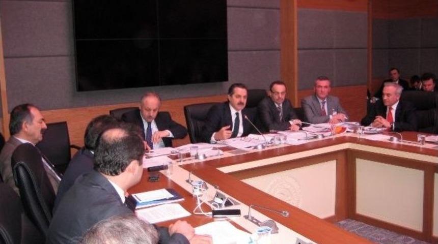 Madenci Haftada 37,5 Saat &Ccedil;alışacak, İki G&uuml;n Tatil Yapacak